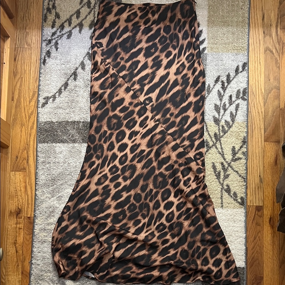 Women’s Leopard Cheetah Print Maxi Skirt
